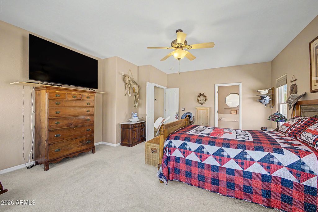 Image 25 of property listing at 931 E ECHO Circle, Apache Junction, AZ 85119