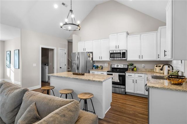 3 Misty Oaks NE Lane, Rome, GA 30165