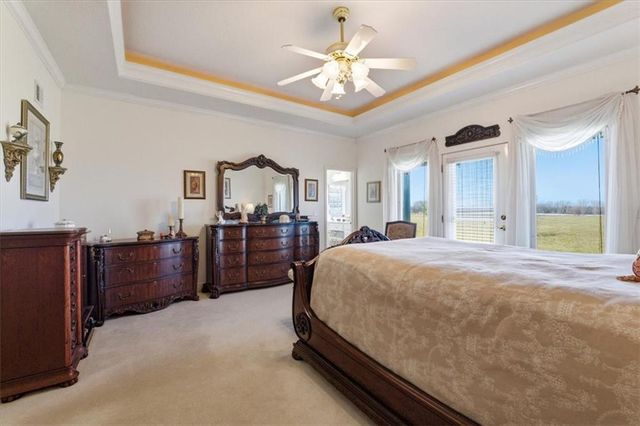 19104 Autumn Lane, Pleasant Hill, MO 64080