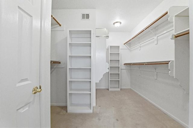 19104 Autumn Lane, Pleasant Hill, MO 64080