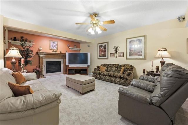 19104 Autumn Lane, Pleasant Hill, MO 64080