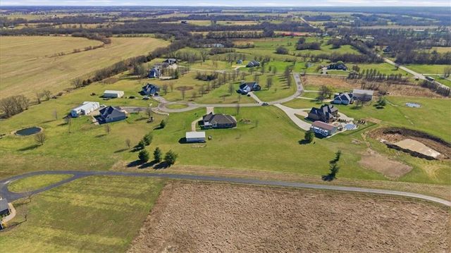 19104 Autumn Lane, Pleasant Hill, MO 64080