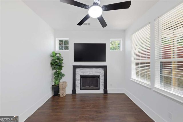 4313 Ben Hill Road, Atlanta, GA 30349