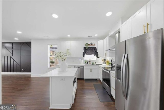 4313 Ben Hill Road, Atlanta, GA 30349