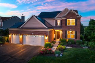 1009 Bennett Court, North Aurora, IL 60542