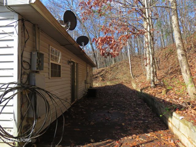 146 Park Place, Harriman, TN 37748