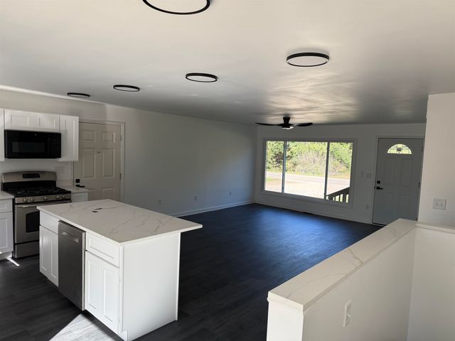 3927 W Tyler Road, Arcada Twp, MI 48801