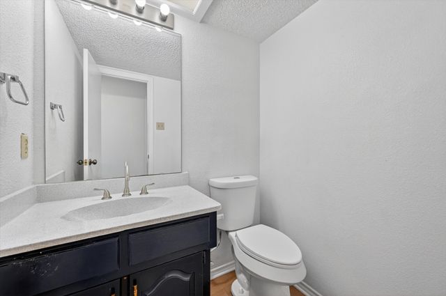 4020 Saint Christopher Lane, Dallas, TX 75287