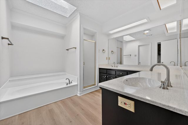 4020 Saint Christopher Lane, Dallas, TX 75287