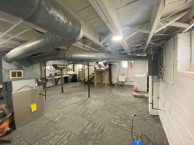 2570 E 5th Avenue, Columbus, OH 43219