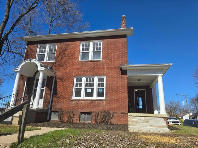 2570 E 5th Avenue, Columbus, OH 43219