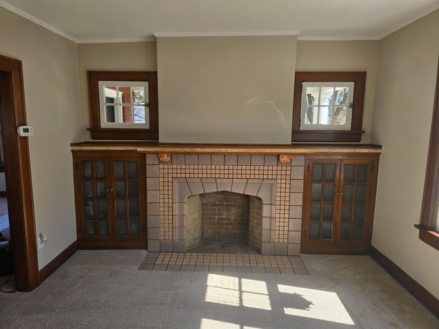 2570 E 5th Avenue, Columbus, OH 43219