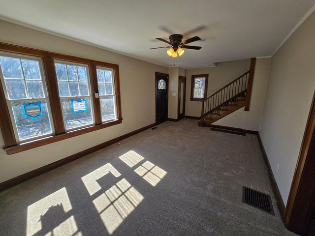 2570 E 5th Avenue, Columbus, OH 43219