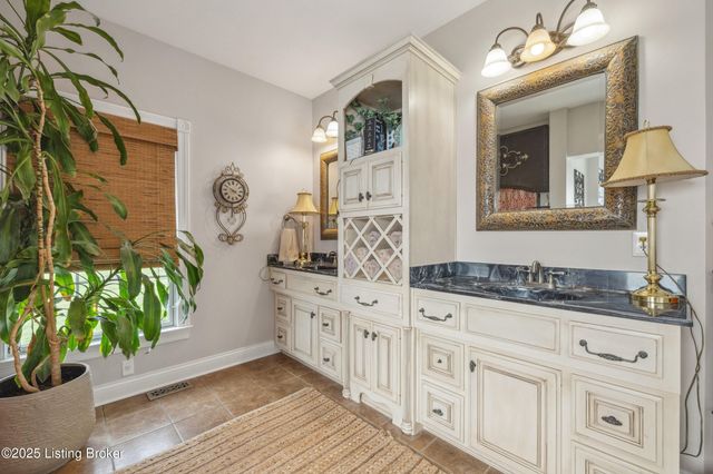 1658 Bypass South, Lawrenceburg, KY 40342