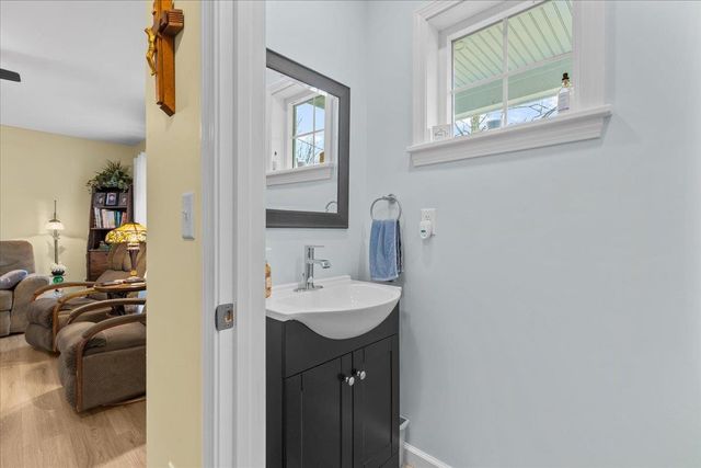 131 Lincoln Avenue, St. Albans City, VT 05478