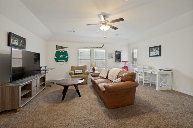 10213 Travis Road, Little Elm, TX 75068