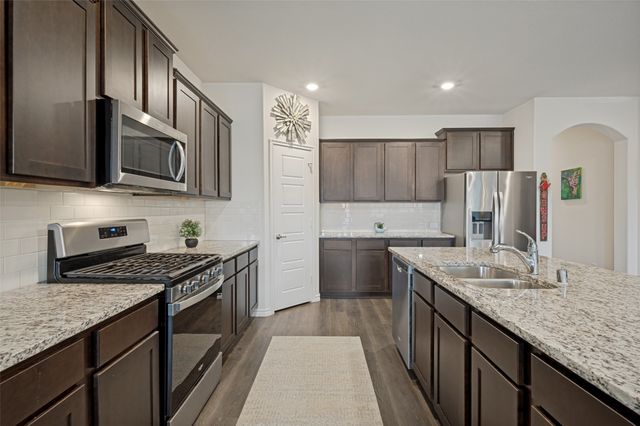 10213 Travis Road, Little Elm, TX 75068