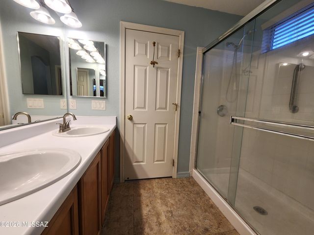 56 W Camino Rancho Vecino, Sahuarita, AZ 85629