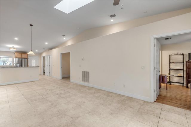 2286 HAWKS COVE CIRCLE, New Smyrna Beach, FL 32168