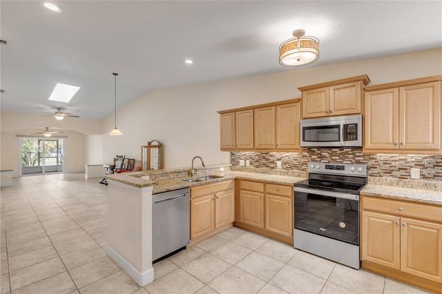 2286 HAWKS COVE CIRCLE, New Smyrna Beach, FL 32168