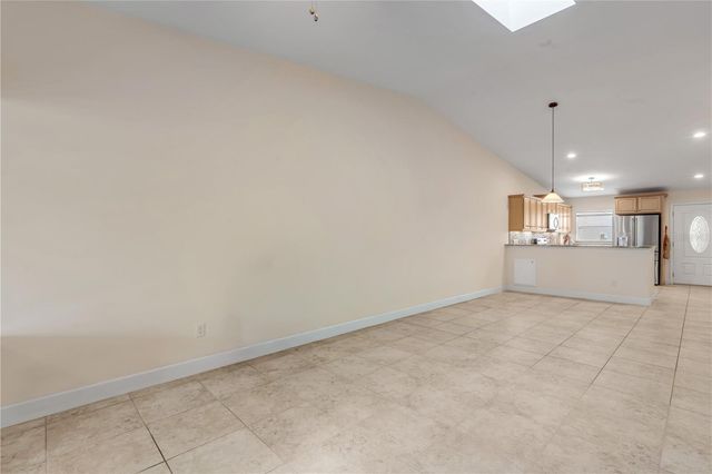 2286 HAWKS COVE CIRCLE, New Smyrna Beach, FL 32168