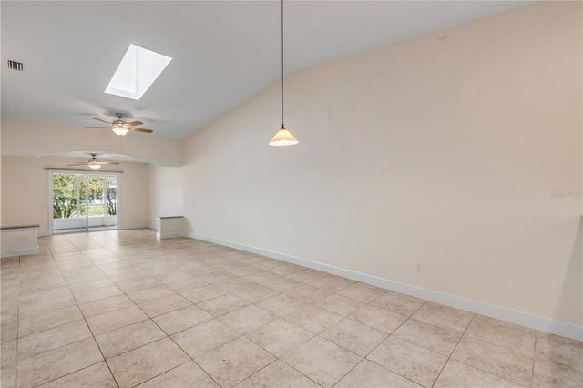 2286 HAWKS COVE CIRCLE, New Smyrna Beach, FL 32168