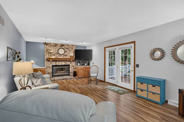 4621 Hamilton Drive, Davenport, IA 52807