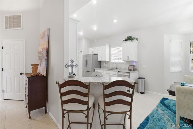 710 W Doerr Path, Hernando, FL 34442