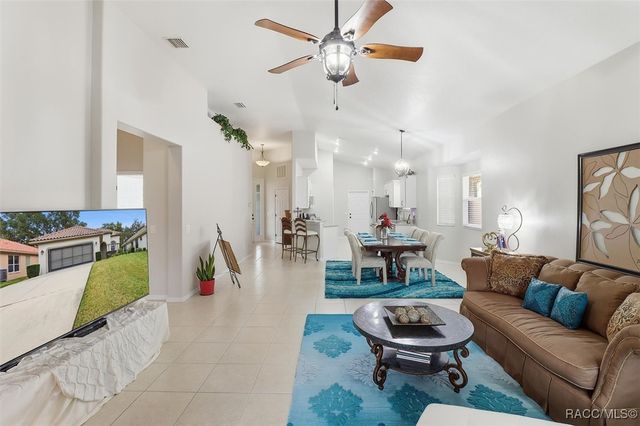 710 W Doerr Path, Hernando, FL 34442