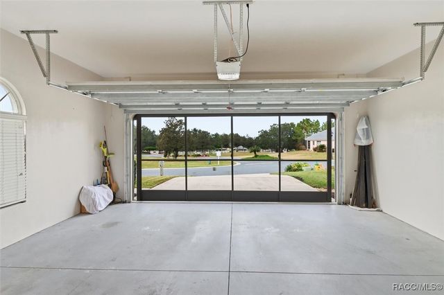 710 W Doerr Path, Hernando, FL 34442