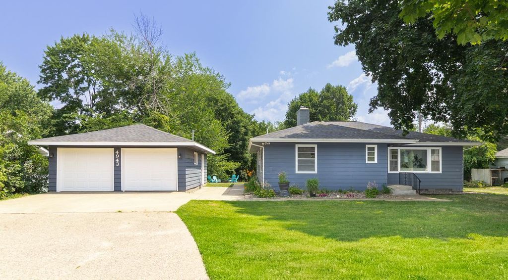 4943 Osgood Avenue N, Stillwater, MN 55082