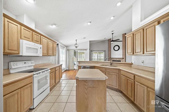 12588 White Osprey Drive, Lillian, AL 36549