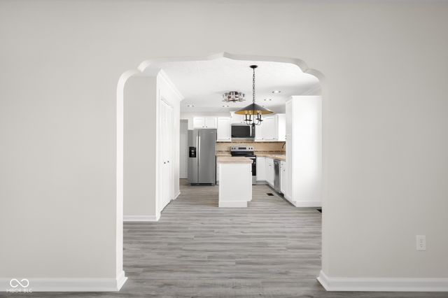 1640 Lawton Avenue, Columbus, IN 47201