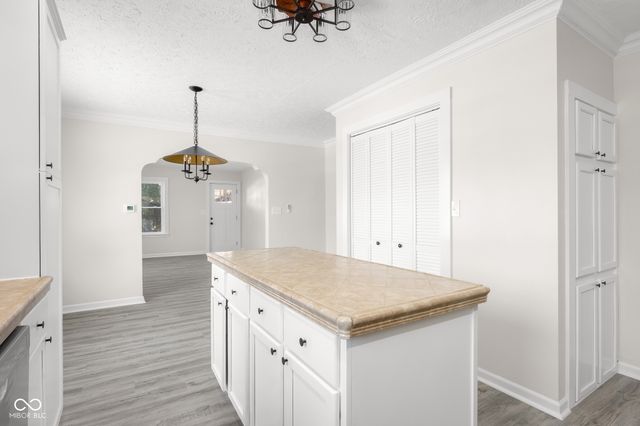 1640 Lawton Avenue, Columbus, IN 47201