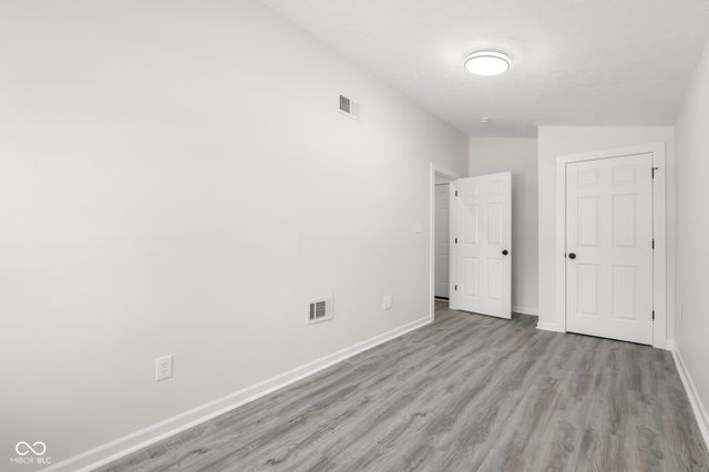 1640 Lawton Avenue, Columbus, IN 47201