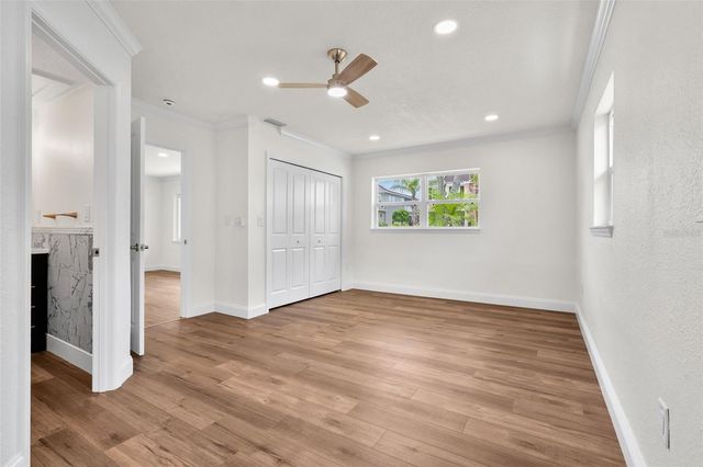 723 W BAYSHORE DRIVE, Tarpon Springs, FL 34689