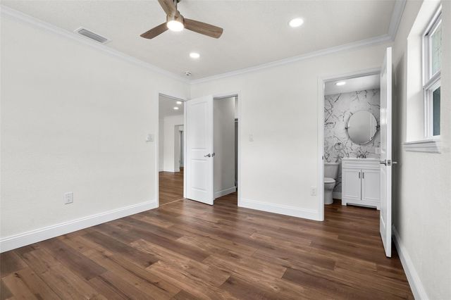 723 W BAYSHORE DRIVE, Tarpon Springs, FL 34689