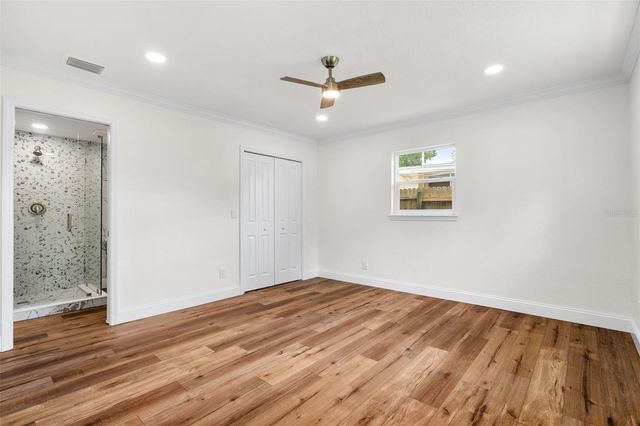 723 W BAYSHORE DRIVE, Tarpon Springs, FL 34689