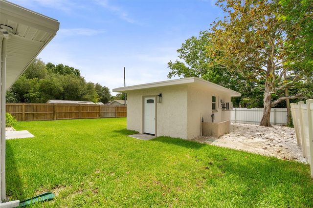 723 W BAYSHORE DRIVE, Tarpon Springs, FL 34689