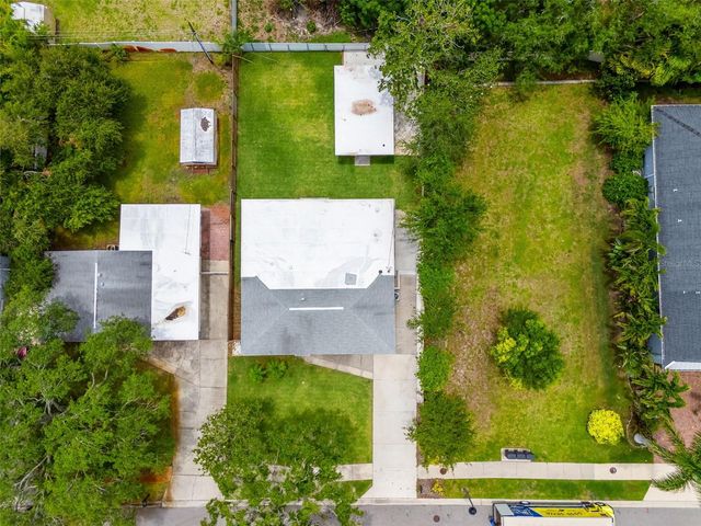 723 W BAYSHORE DRIVE, Tarpon Springs, FL 34689