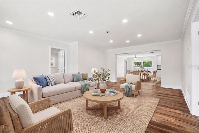 723 W BAYSHORE DRIVE, Tarpon Springs, FL 34689
