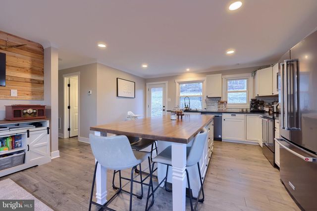 447 CONESTOGA BLVD, Conestoga, PA 17516