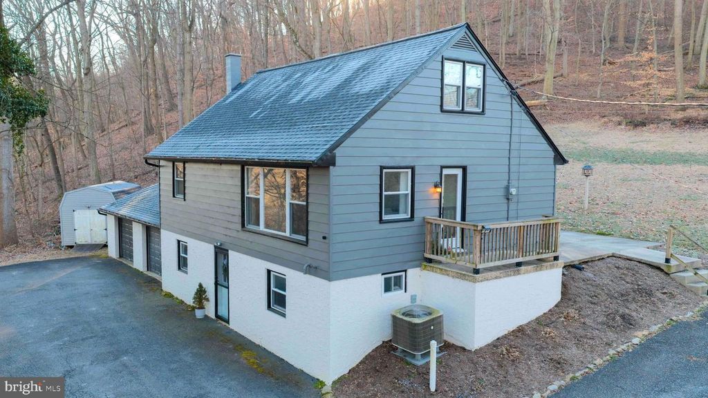 447 CONESTOGA BLVD, Conestoga, PA 17516