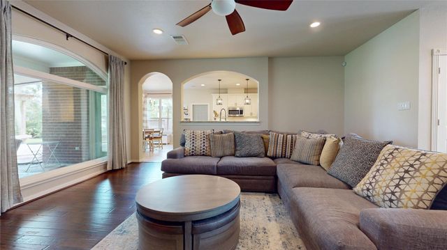 1323 Hillside Forest Drive, Sugar Land, TX 77479
