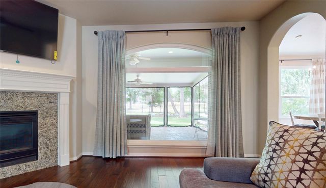 1323 Hillside Forest Drive, Sugar Land, TX 77479