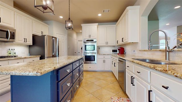 1323 Hillside Forest Drive, Sugar Land, TX 77479
