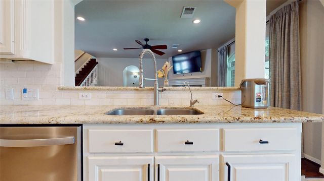1323 Hillside Forest Drive, Sugar Land, TX 77479