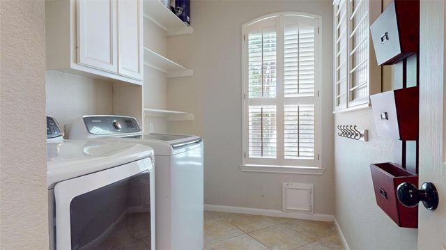 1323 Hillside Forest Drive, Sugar Land, TX 77479