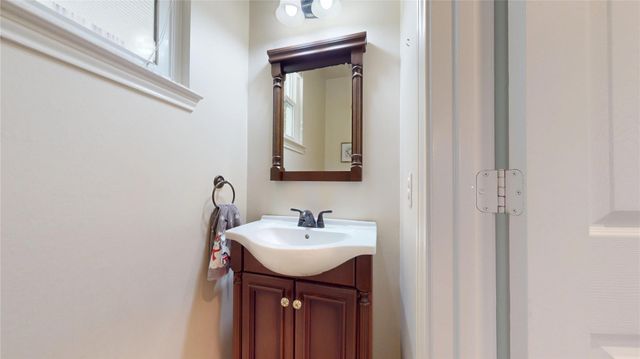 1323 Hillside Forest Drive, Sugar Land, TX 77479