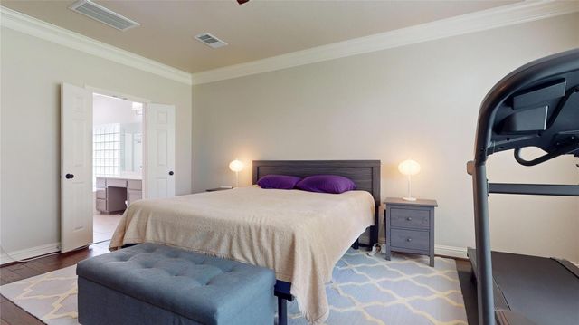 1323 Hillside Forest Drive, Sugar Land, TX 77479